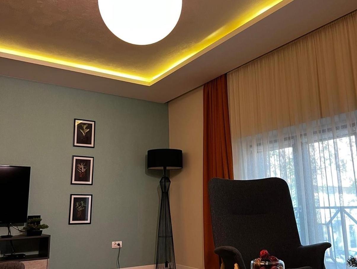 Apartman Donner Centar II ซูโบติกา ภายนอก รูปภาพ